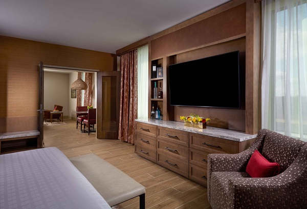 Seminole Suite bedroom and tv area